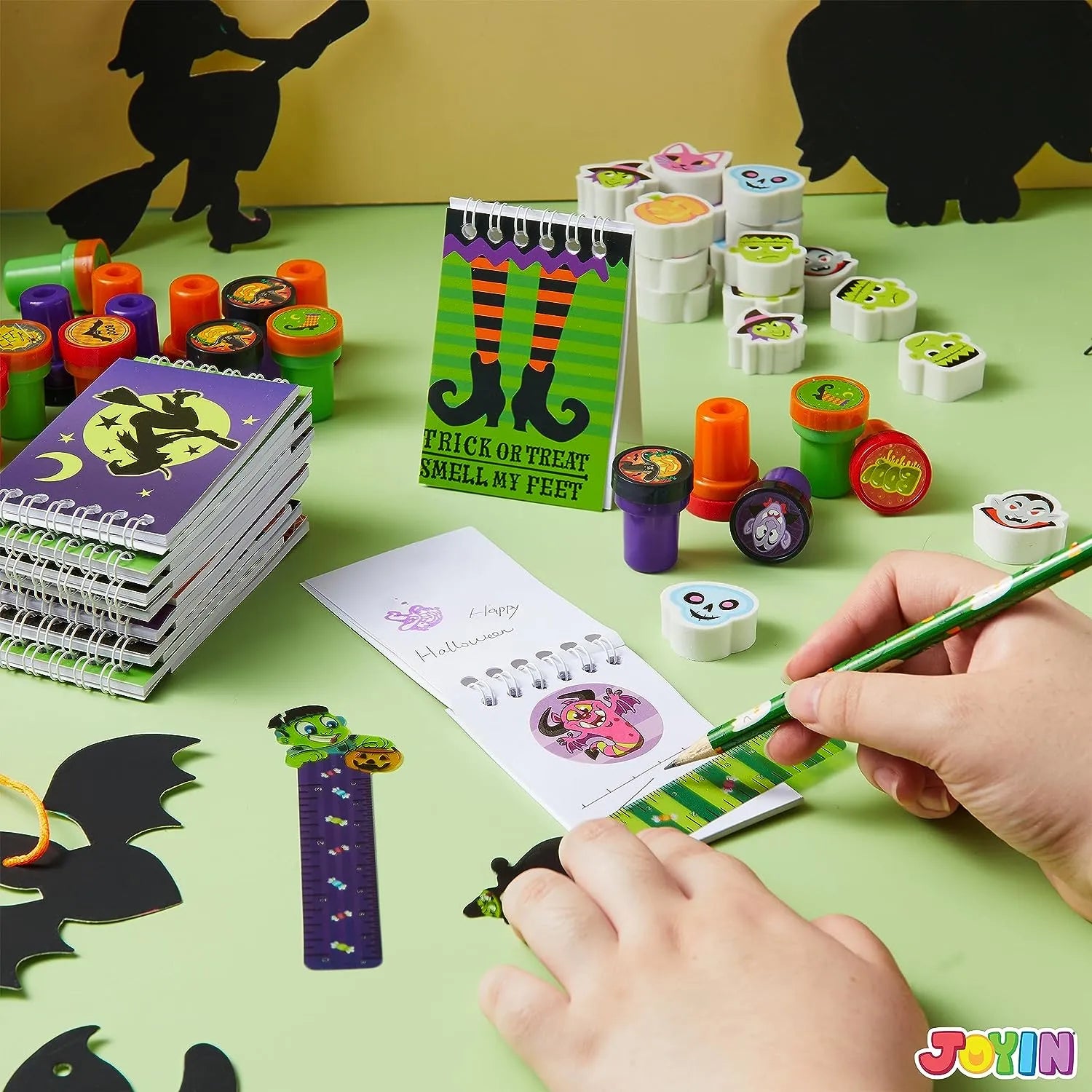 192Pcs Halloween Themed Stationery Set - Image 5
