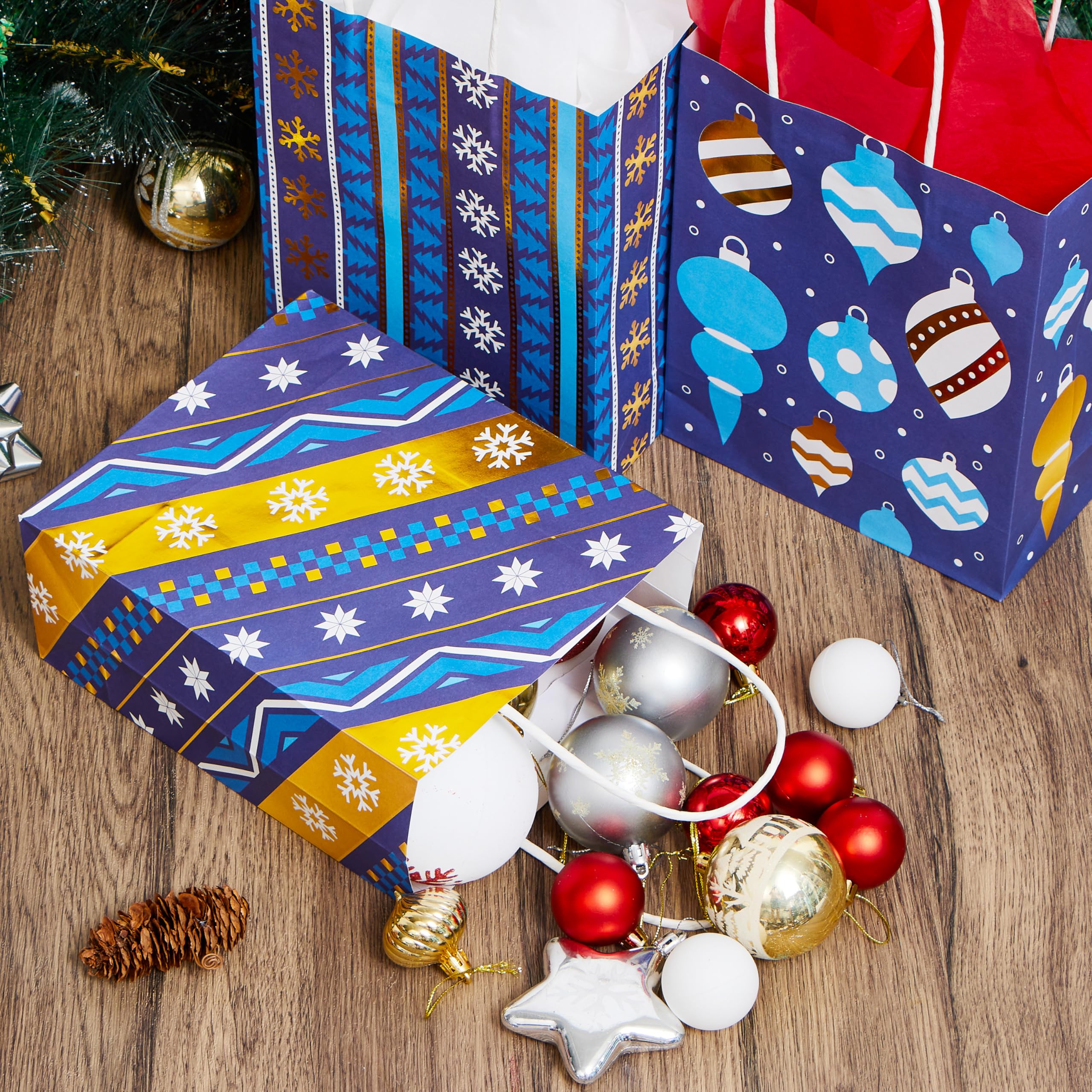 24 PCS Christmas Kraft Gift Bags - Image 6