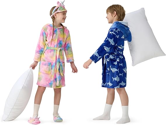 Kids Unicorn Robe and Bathroom Set - Image 6
