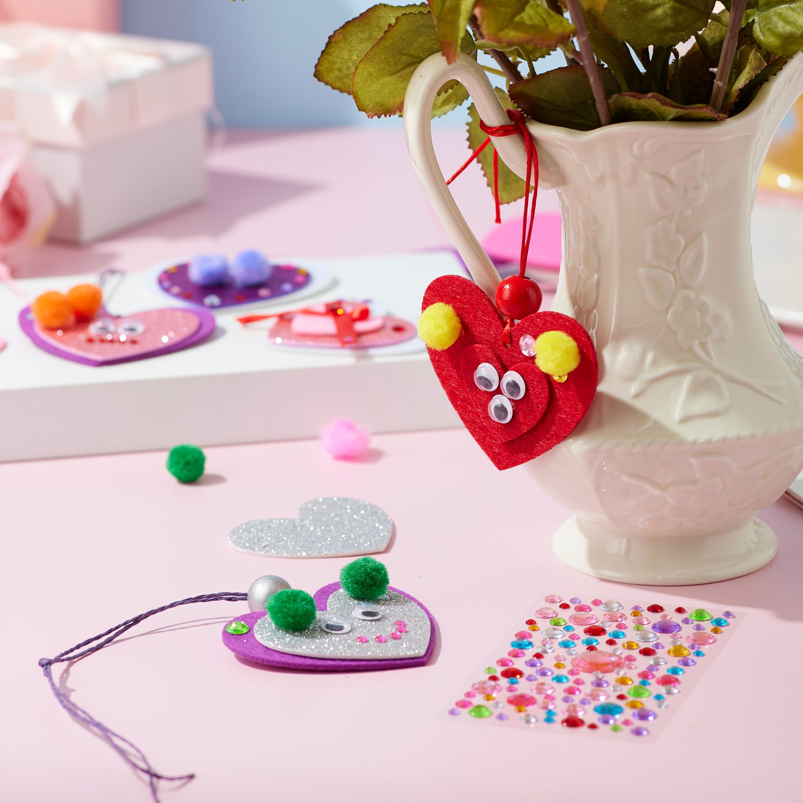 Valentines Day 264 Pcs DIY Heart Felt Craft Set - Image 8