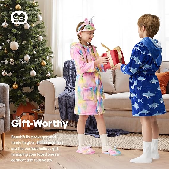 Kids Unicorn Robe and Bathroom Set - Image 5