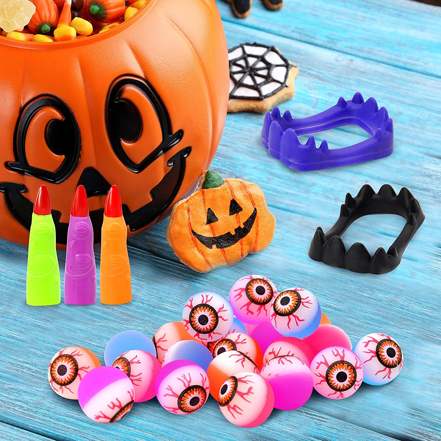 72 Piece Halloween Party Supplies - Image 5