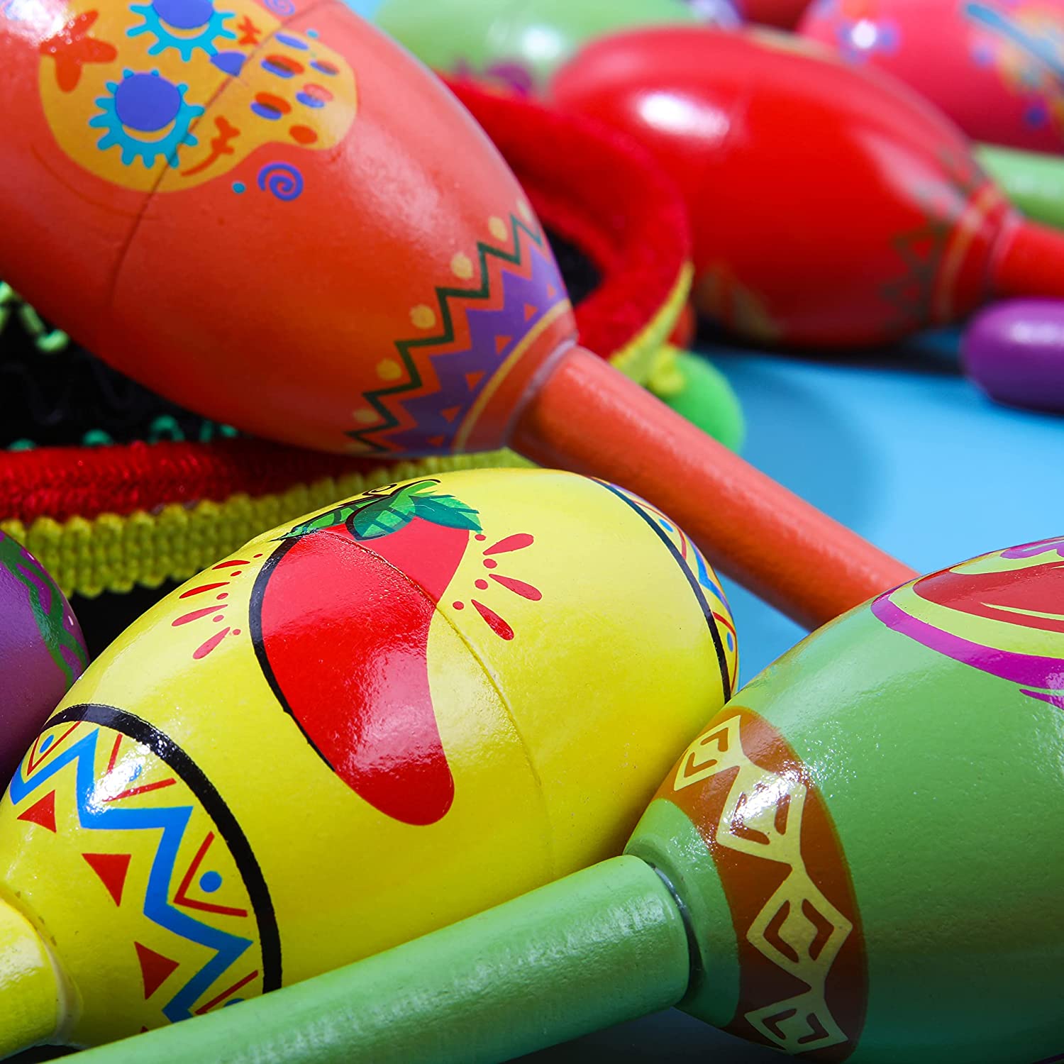 Fiesta Wooden Maracas, 24 Pcs - Image 5