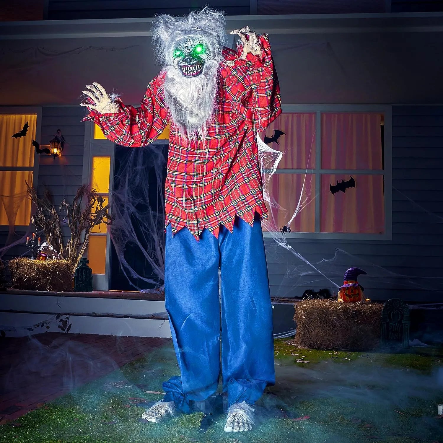 JOYIN 63in Halloween Animated Standing Werewolf - Image 3