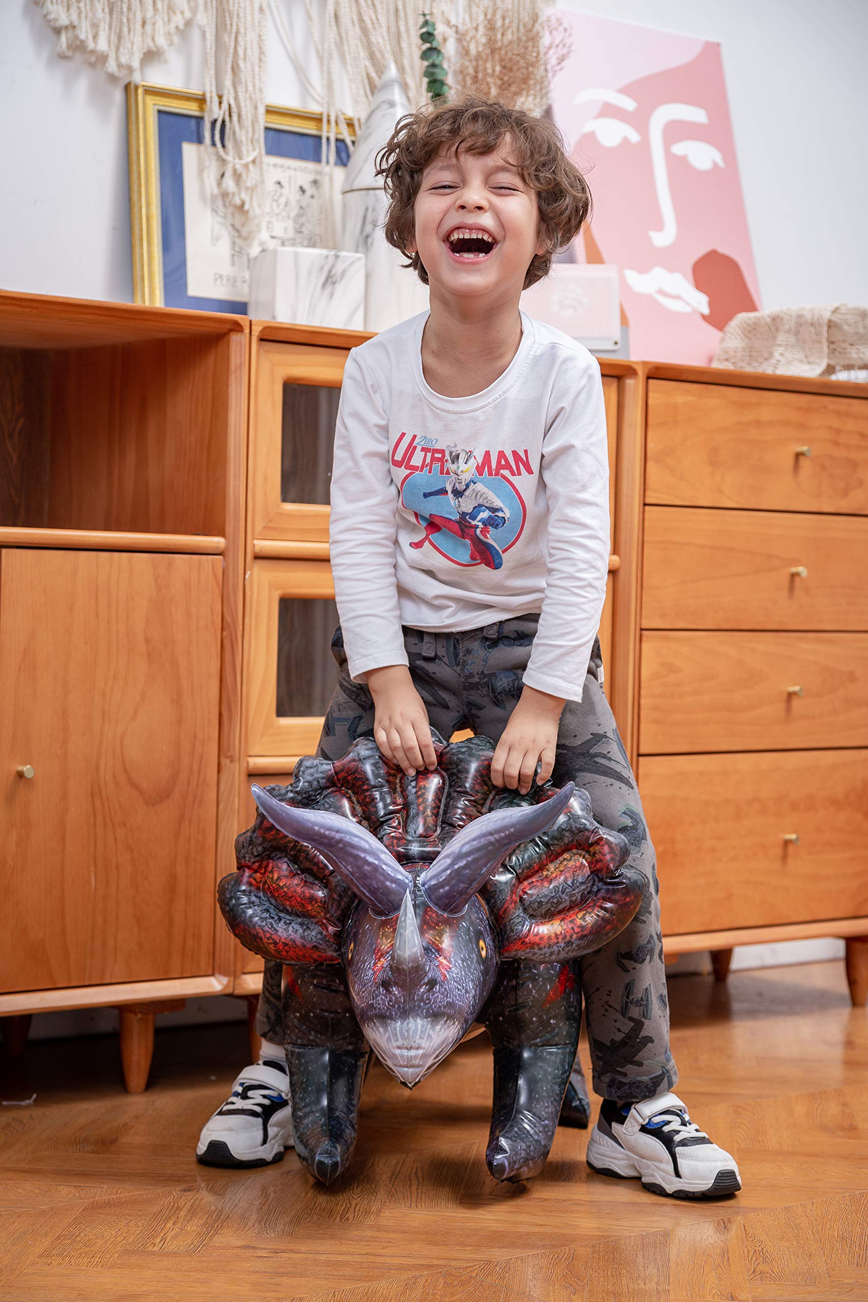 43 Inflatable Triceratops - Image 4